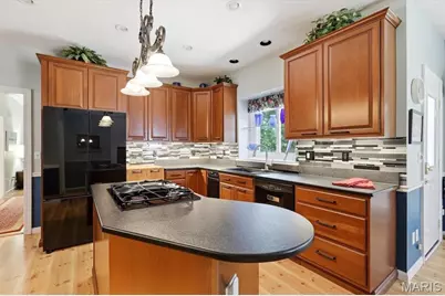 2013 La Chelle Court, Saint Louis, MO 63146 - Photo 14