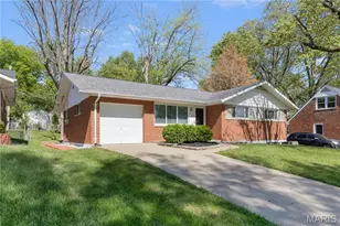 8718 Glenwood Dr, Crestwood, MO 63126 - Photo 2