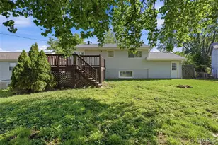 3904 Dunn Rd, Hazelwood, MO 63042 - Photo 30