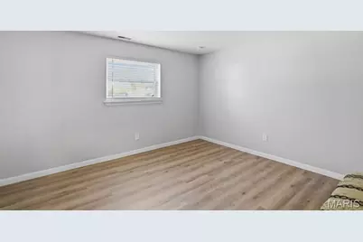 3904 Dunn Road, Hazelwood, MO 63042 - Photo 22