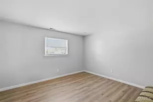 3904 Dunn Rd, Hazelwood, MO 63042 - Photo 22