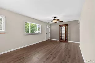 209 Freeman Dr, Mehlville, MO 63129 - Photo 14