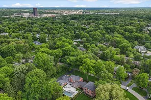 7 Greenbriar Dr, Ladue, MO 63124 - Photo 78