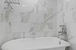 7 Greenbriar Dr, Ladue, MO 63124 - Photo 42