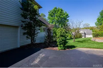 343 Pine Bend Drive, Chesterfield, MO 63005 - Photo 70