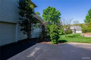 343 Pine Bend Dr, Chesterfield, MO 63005 - Photo 70