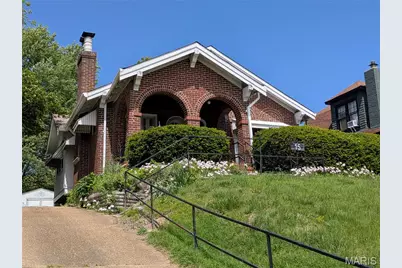15 Hereford Avenue, Saint Louis, MO 63135 - Photo 1