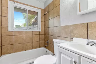 332 Banff Circle, Saint Louis, MO 63137 - Photo 16