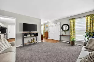 111 Julie Ln, Saint Peters, MO 63376 - Photo 8