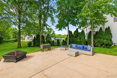 2412 Parkmoor Court, Des Peres, MO 63021 - Photo 50