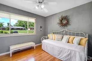 56 Lincord Dr, Saint Louis, MO 63128 - Photo 12