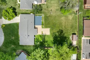 56 Lincord Dr, Saint Louis, MO 63128 - Photo 2