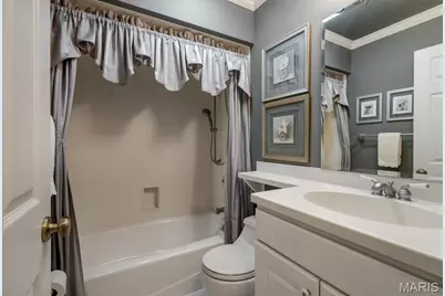 56 Lincord Drive, Saint Louis, MO 63128 - Photo 10