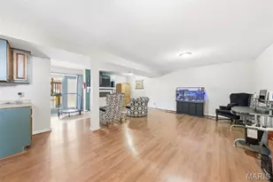 2425 Farnham Ct, Florissant, MO 63033 - Photo 24