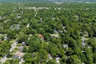 19 W Jackson Rd, Webster Groves, MO 63119 - Photo 4