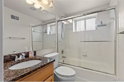 221 Monclay Court #2N, Saint Louis, MO 63122 - Photo 12