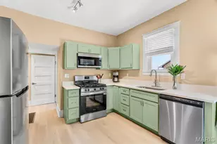 2623 Margarette Ave, Maplewood, MO 63143 - Photo 10