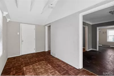 6906 Florian Avenue, Saint Louis, MO 63121 - Photo 8