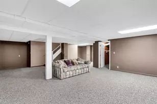 2061 Lost Meadow Dr, Saint Charles, MO 63303 - Photo 24