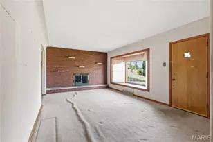 3503 Wintergreen Ln, Saint Louis, MO 63125 - Photo 2