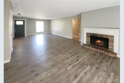 3660 Parc Chateau Lane, Saint Louis, MO 63033 - Photo 2