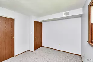 239 Kuhne Blvd, Troy, MO 63379 - Photo 20