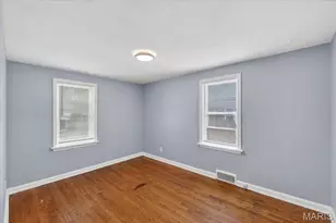 5545 Norway Dr, Normandy, MO 63121 - Photo 12