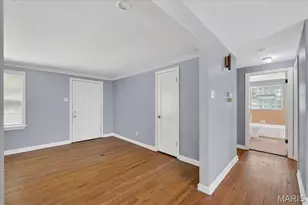 5545 Norway Dr, Normandy, MO 63121 - Photo 16