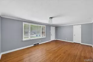 5545 Norway Dr, Normandy, MO 63121 - Photo 6