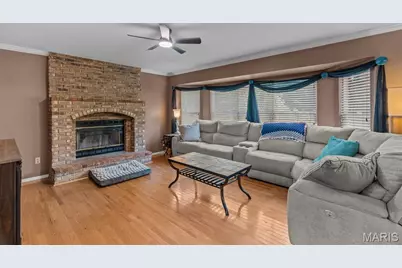 5794 Wickershire Lane, Saint Louis, MO 63129 - Photo 12