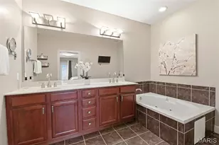 6404 Cates Ave, University City, MO 63130 - Photo 16