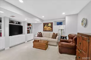 9111 Clayton Rd, Saint Louis, MO 63124 - Photo 44