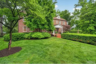 9111 Clayton Road, Saint Louis, MO 63124 - Photo 2