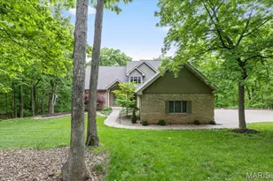 533 Rooster Ridge Ct, Defiance, MO 63341 - Photo 2