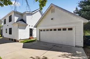 427 Venneman Ave, Glendale, MO 63122 - Photo 6