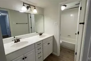 1152 Rue La Chelle Walk, Creve Coeur, MO 63141 - Photo 14