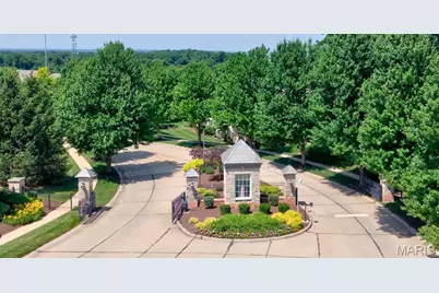 14623 Kendall Ridge Drive, Chesterfield, MO 63017 - Photo 2