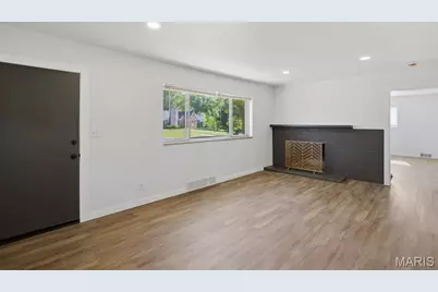 46 Green Acres Road, Saint Louis, MO 63137 - Photo 8