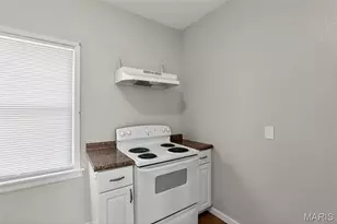 9533 Tennyson Ave, Overland, MO 63114 - Photo 18