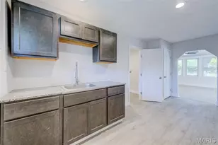 7200 Jenwood Ave, Saint Louis, MO 63136 - Photo 4