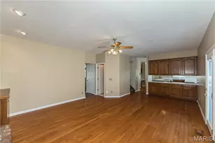 22 Huntington Pkwy, Saint Charles, MO 63301 - Photo 12