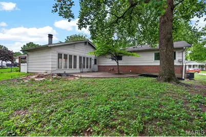 2195 Somerset Drive, Florissant, MO 63033 - Photo 28