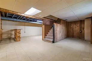 9418 Radio Dr, Affton, MO 63123 - Photo 36