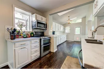 8670 Eulalie Avenue, Saint Louis, MO 63144 - Photo 8