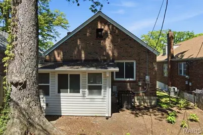 6758 Kenwood Drive, Saint Louis, MO 63121 - Photo 30