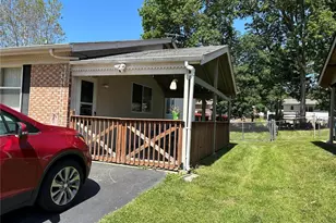 5224 - 5226 Ville Anita Ct, Hazelwood, MO 63042 - Photo 10