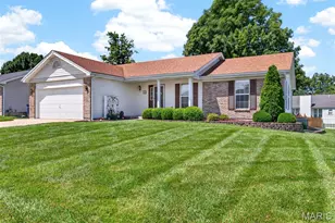 303 Harper Ct, Saint Peters, MO 63376 - Photo 2
