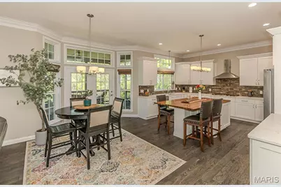 1015 Bellevaux Place, Saint Charles, MO 63301 - Photo 6