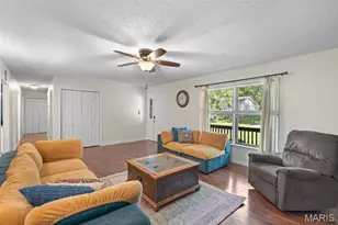 51 Oxford Dr, Washington, MO 63090 - Photo 8