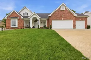 610 Dartmouth Crest Dr, Wildwood, MO 63011 - Photo 1
